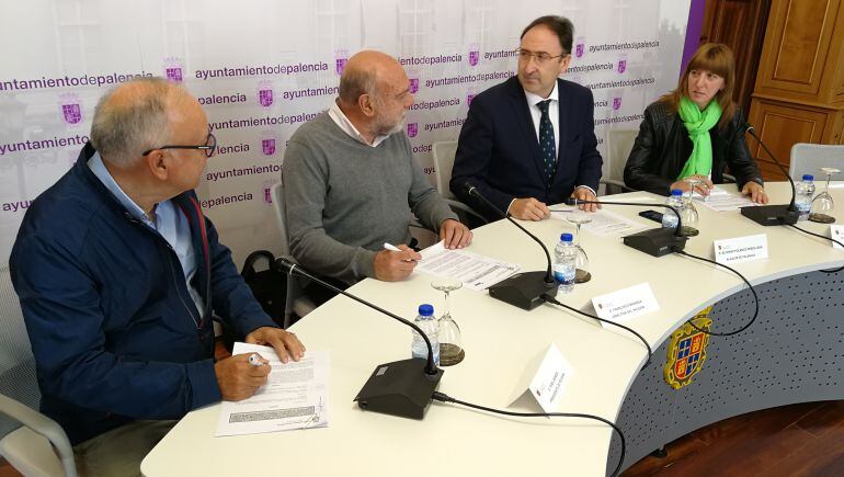 Firma de los convenios