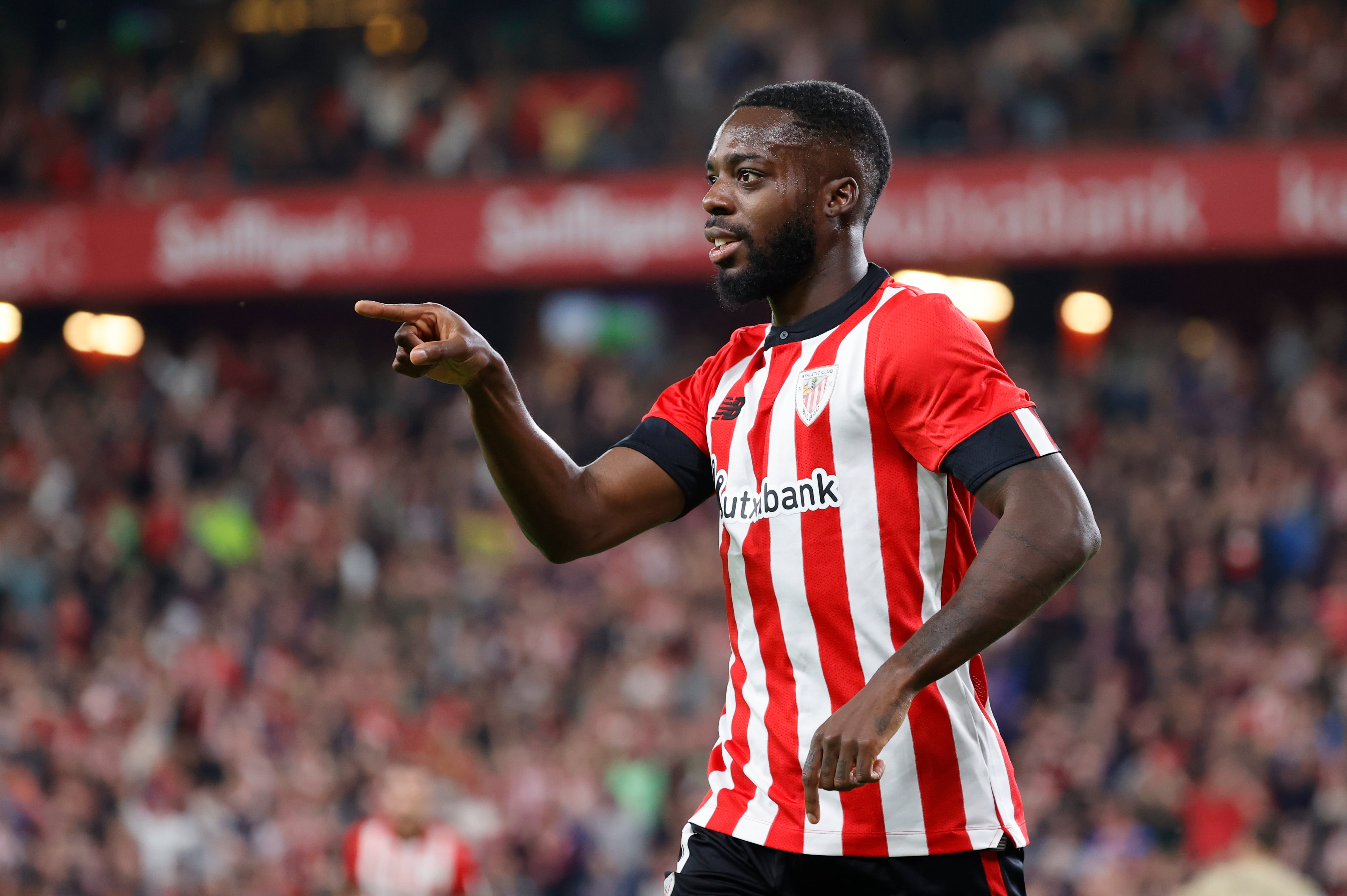 El delantero del Athletic de Bilbao Iñaki Williams celebra su gol, primero ante la UD Almería