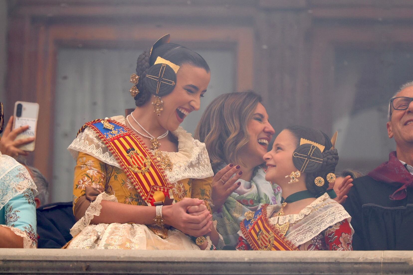 Segunda mascletà de las Fallas 2026 con firma de Hermanos Sirvent dedicada a su padre