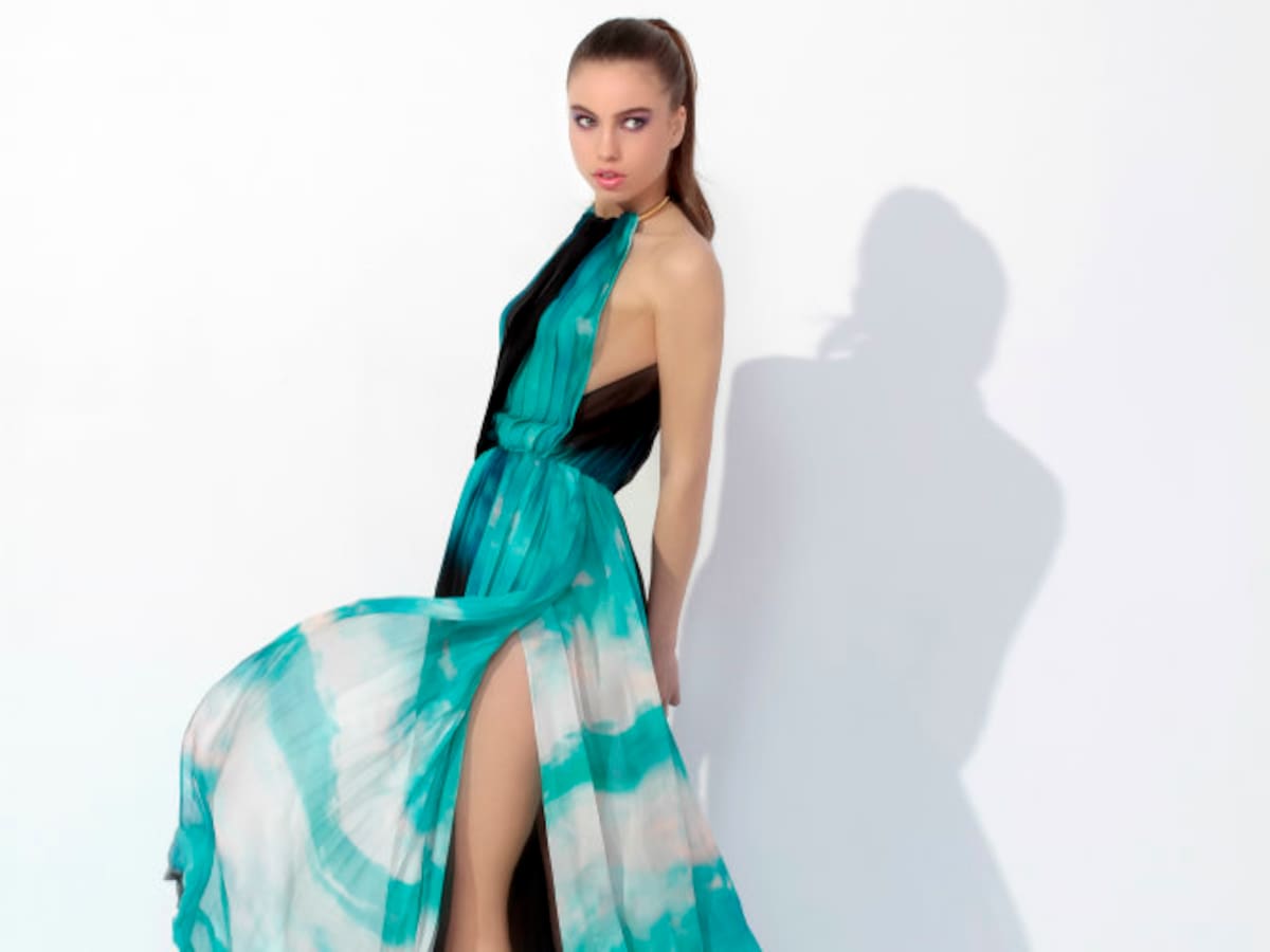 Con el largo hasta el suelo