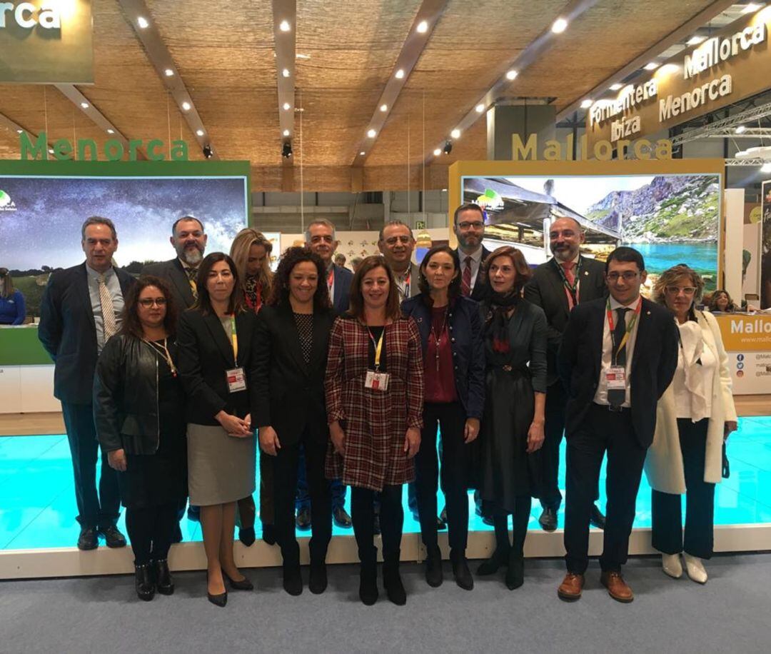 Delegación balear encabezada por la presidenta Armengol