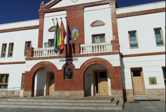 Fachada del Ayuntamiento de Puente de Génave.