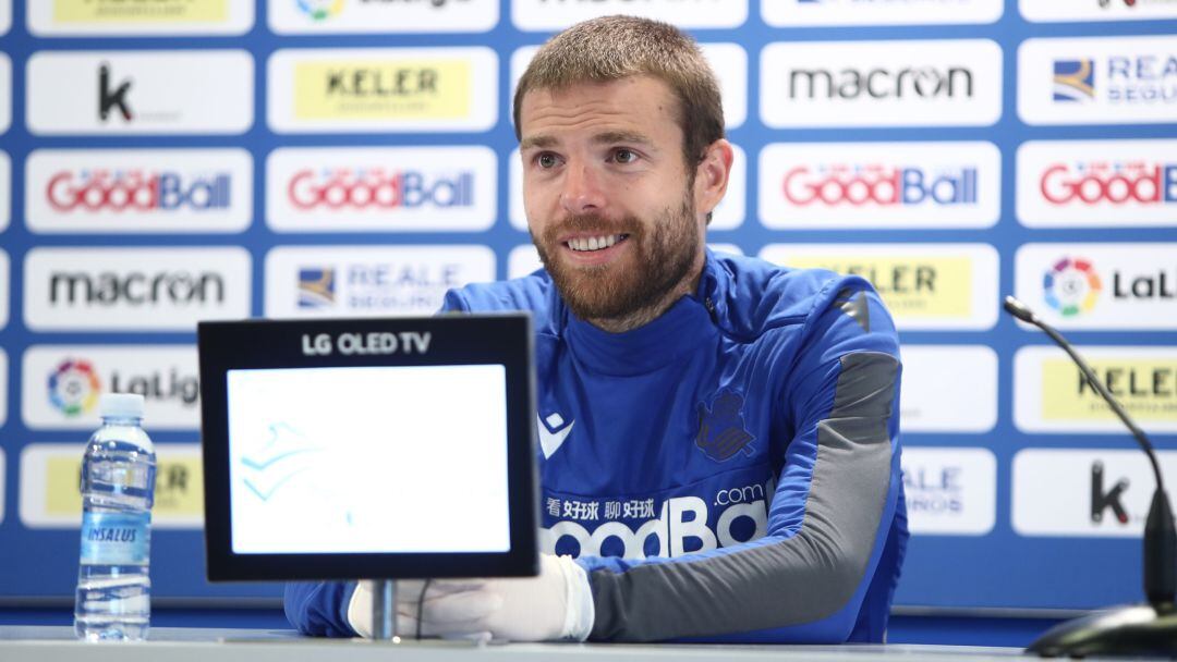 Illarramendi de nuevo en la sala de prensa de Zubieta