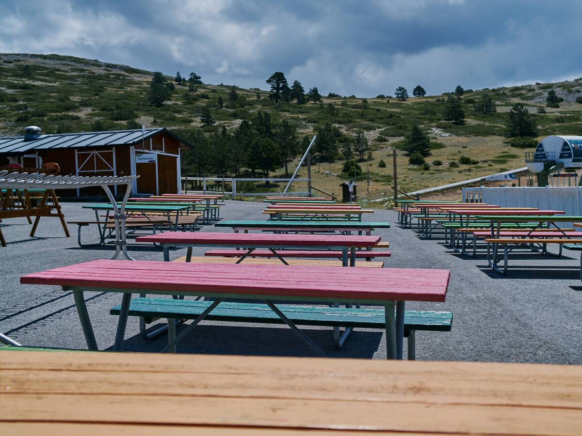 El "invierno verde" pone en jaque los deportes de invierno y el turismo de esquí este año