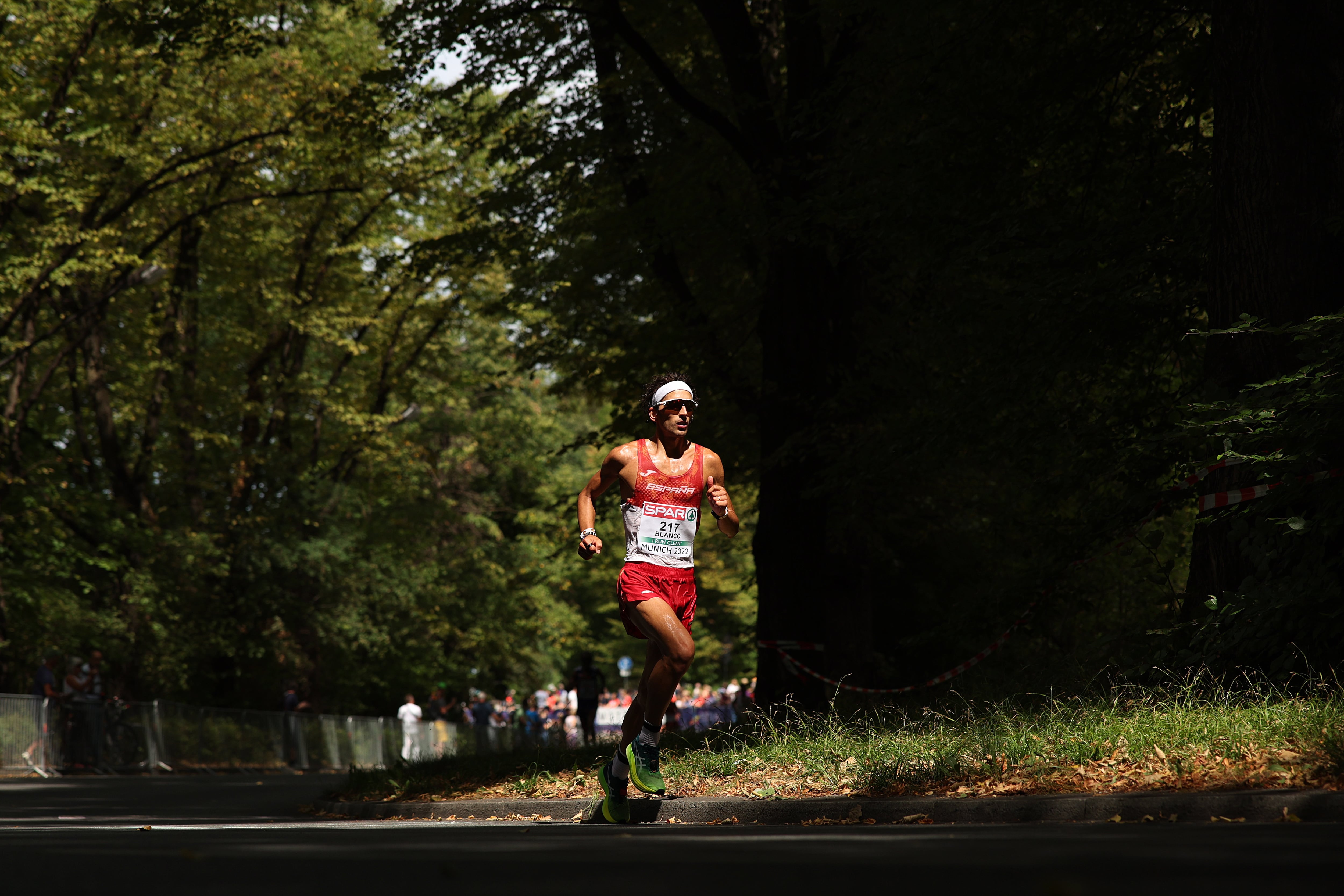 Munich (Germany), 15/08/2022.- Jorge Blanco of Spain competes in the Men&#039;s Marathon Final at the European Championships Munich 2022, Munich, Germany, 15 August 2022. (Maratón, Alemania, España) EFE/EPA/ADAM PRETTY / POOL
