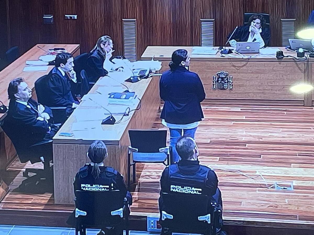 Declara que no sabe cómo acabó un cuchillo en el corazón de su novio tras una discusión en Zaragoza - Hora 14 Aragón (08/04/2024)