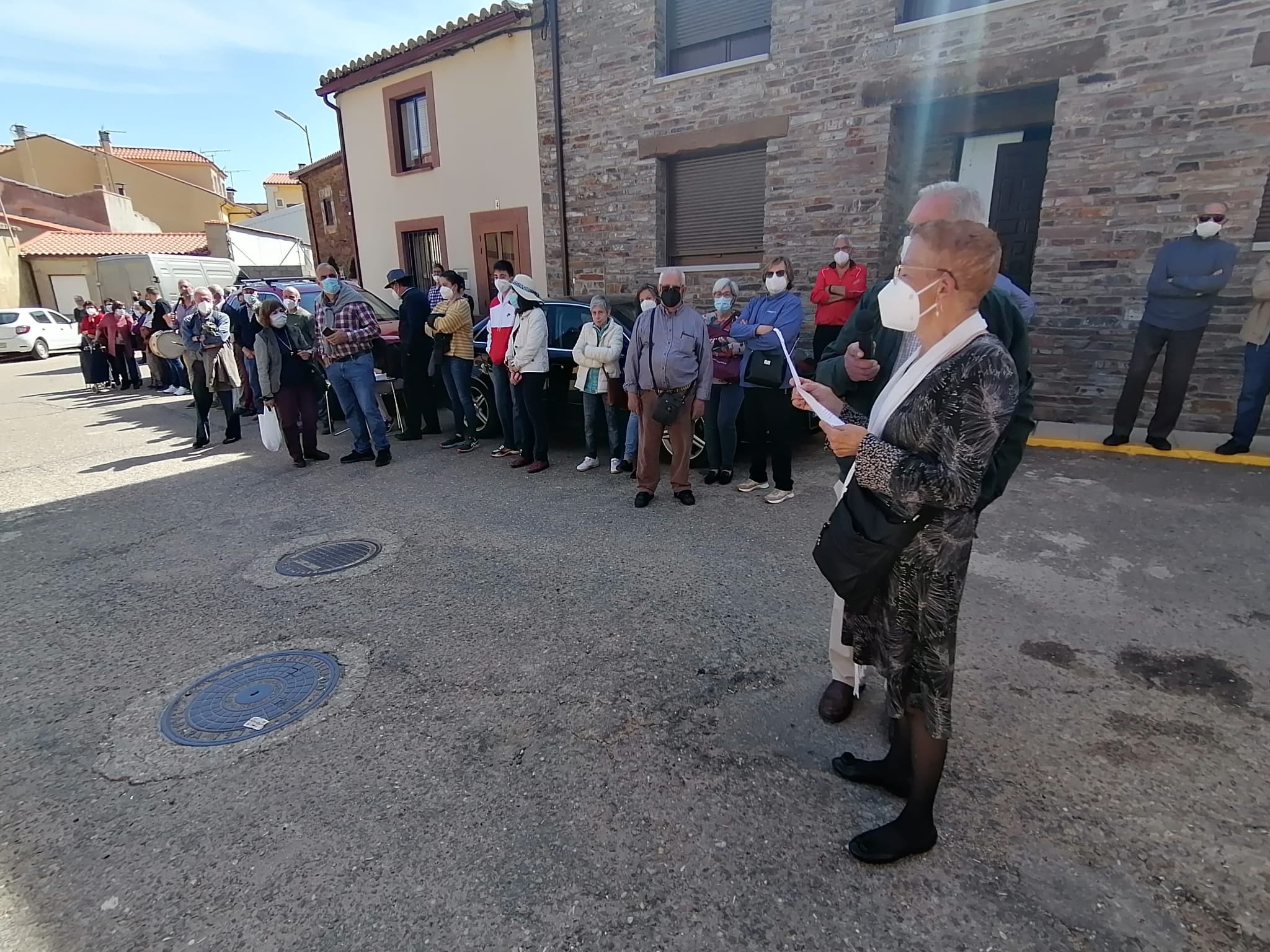 Lectura del manifiesto en contra de las macrogranjas en Tábara