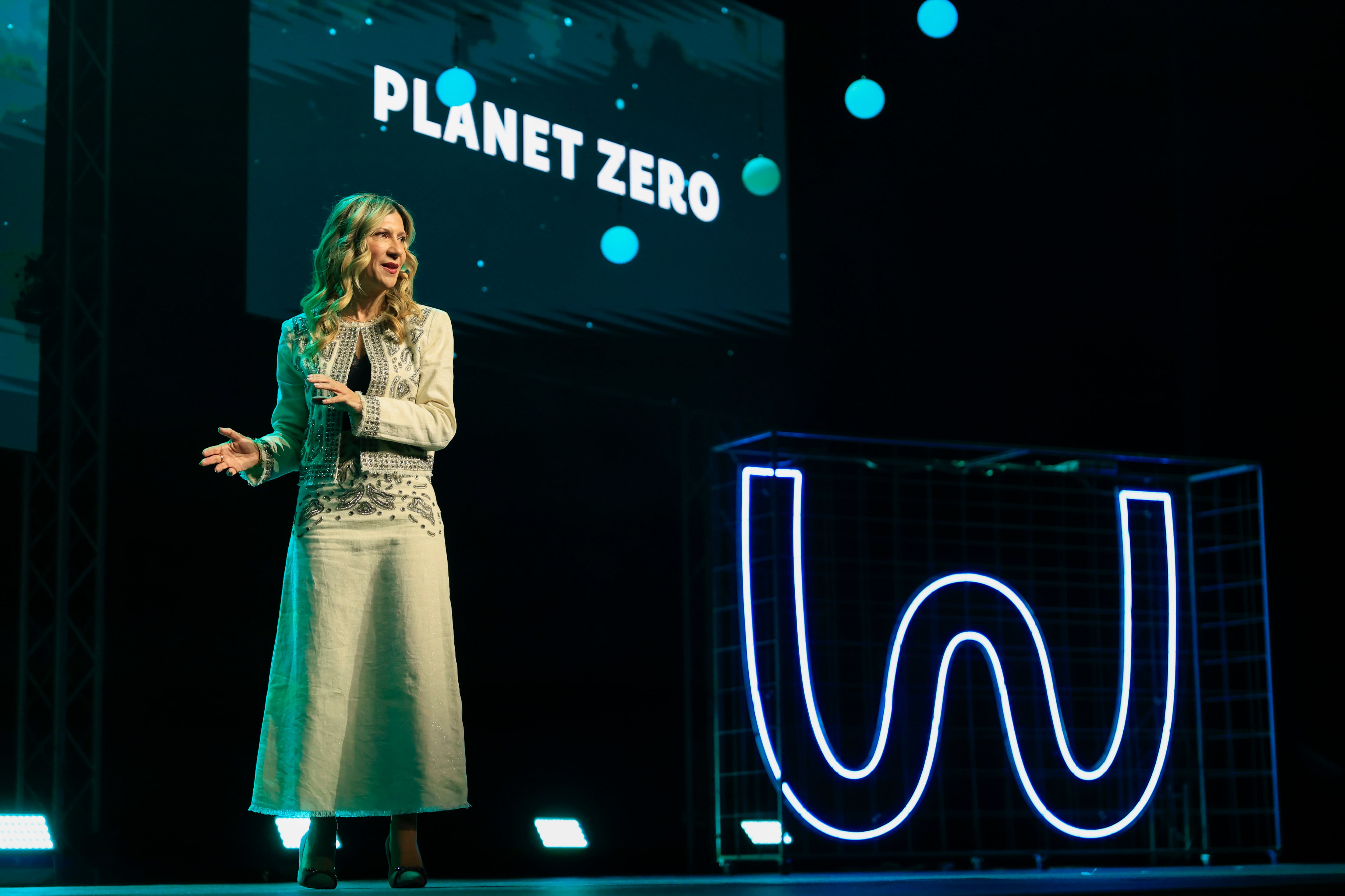 ZARAGOZA, 14/04/2026.- La vicepresidenta en funciones del Gobierno de Aragón y titular de economía, Mar Vaquero, interviene en el congreso The Wave 2026,  en Zaragoza. EFE/ Javier Cebollada