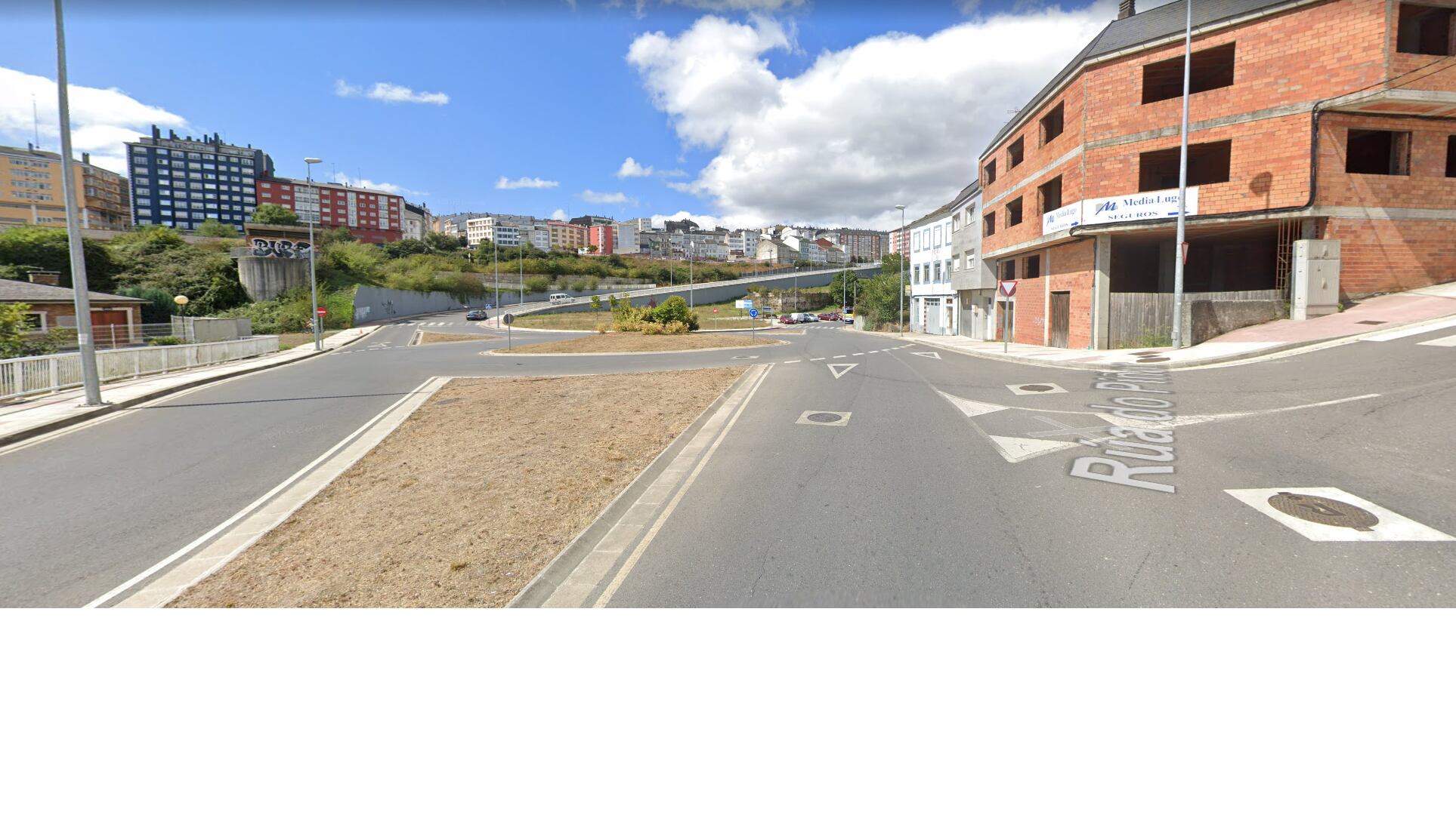 Imagen de la glorieta de la Rúa Serra de Meira en Lugo