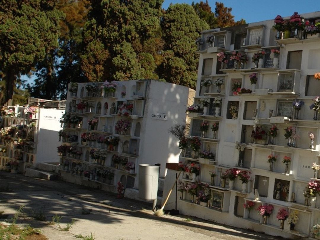 Uno de los camposantos de San Roque.