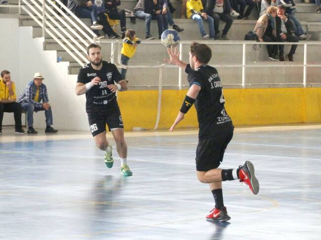 El Bm. Elda - C.E.E. tendrá que emplearse a fondo para vencer en Alicante