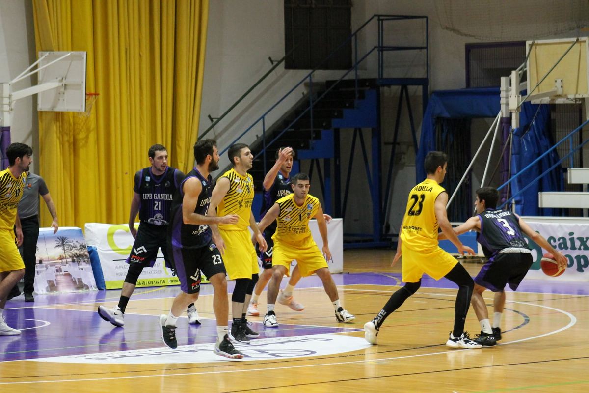 Partido entre UpB Gandia y NB Paterna en la primera fase