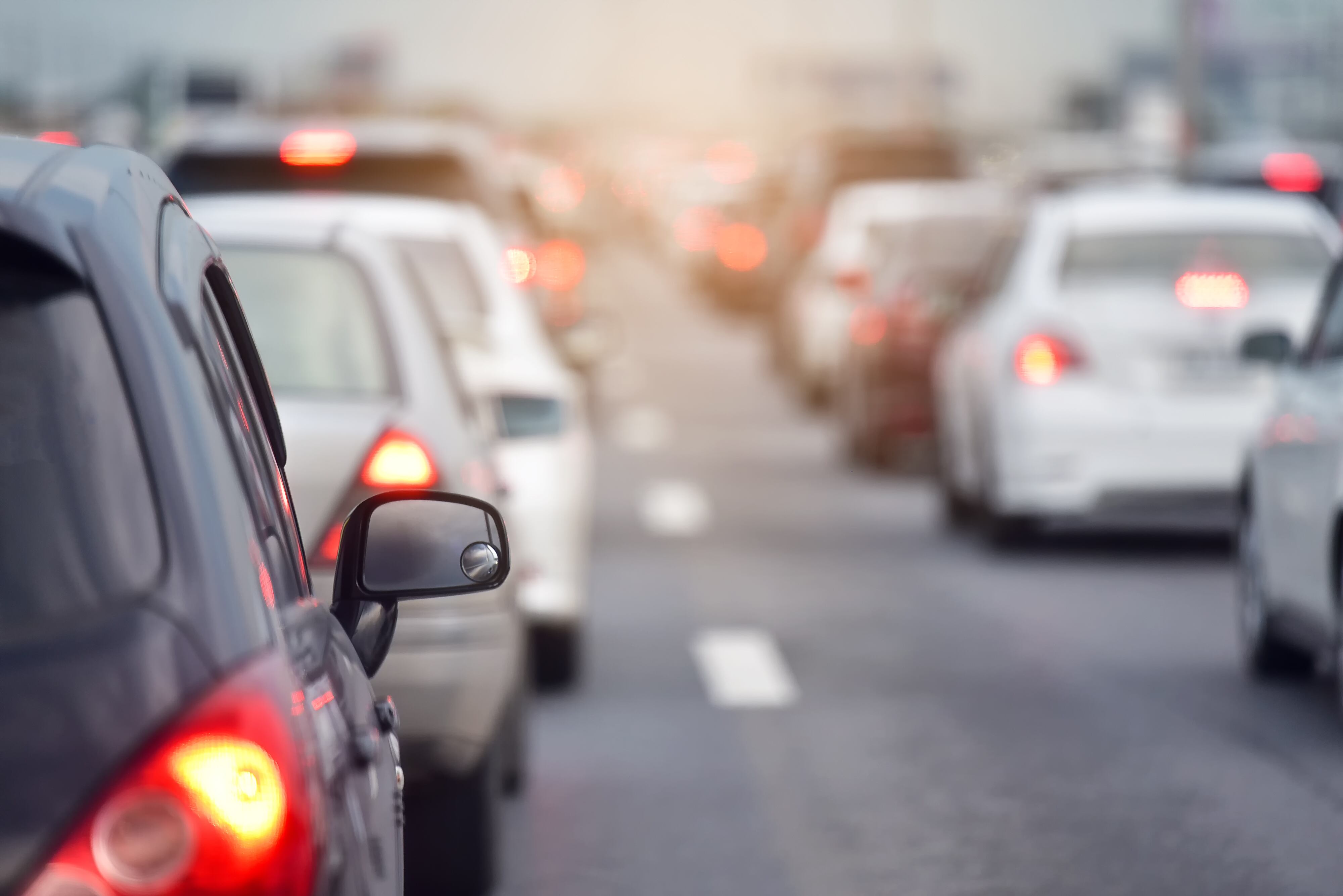 Atasco que provoca contaminación 