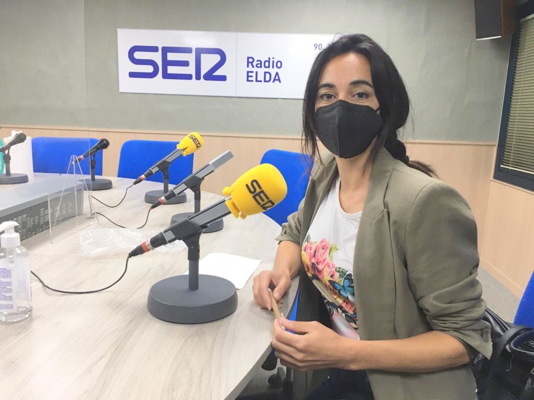 Celia Carbonell en Radio Elda Cadena SER