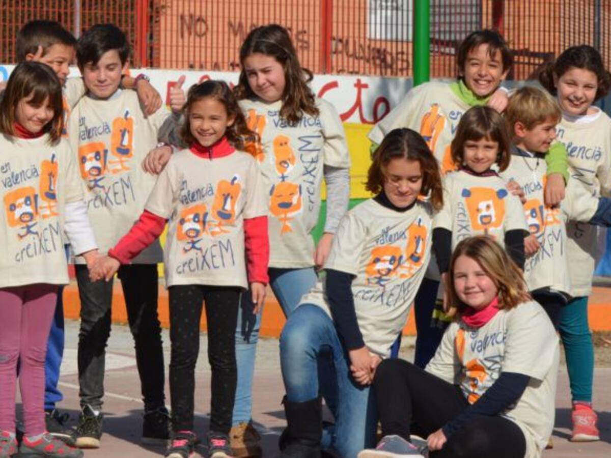 Encuentro de las escuelas en valenciano en Monóvar