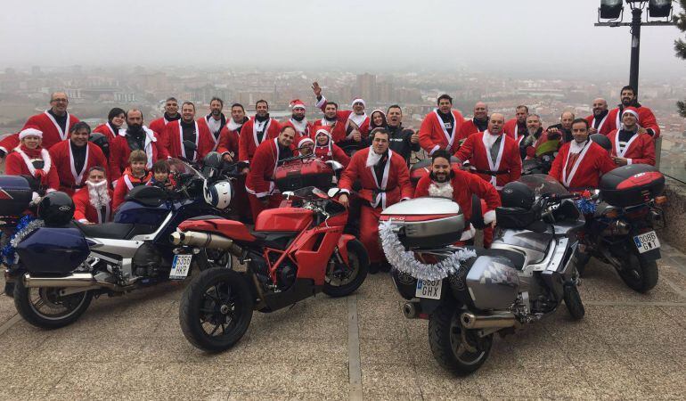 Un motoclub muy solidario