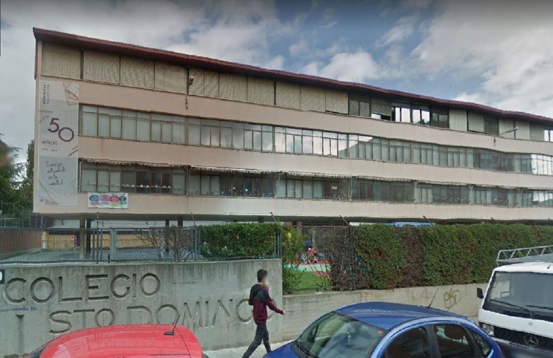Las familias del Colegio Santo Domingo de Guzmán de Palencia se organizan en una plataforma para denunciar la actuación de las administraciones ante el brote de Covid del centro