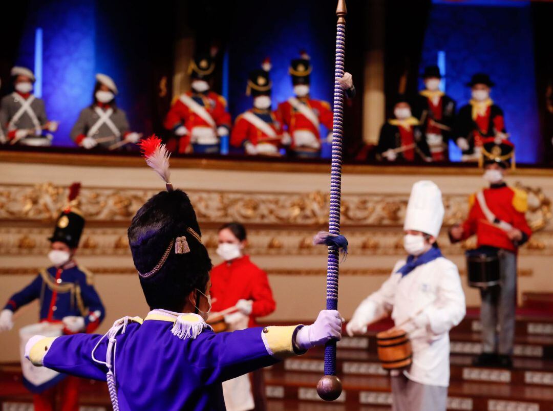 Momento de uno de los ensayos de las grabaciones que prepara el Ayuntamiento de San Sebastián para la celebración del día grande de la ciudad.