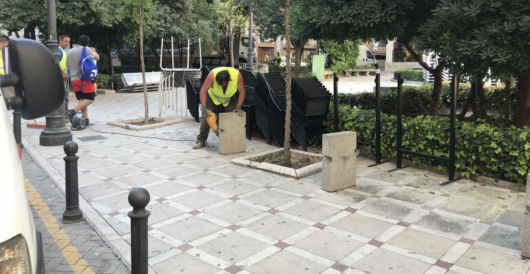 Obras en la plaza Deán Mazas.