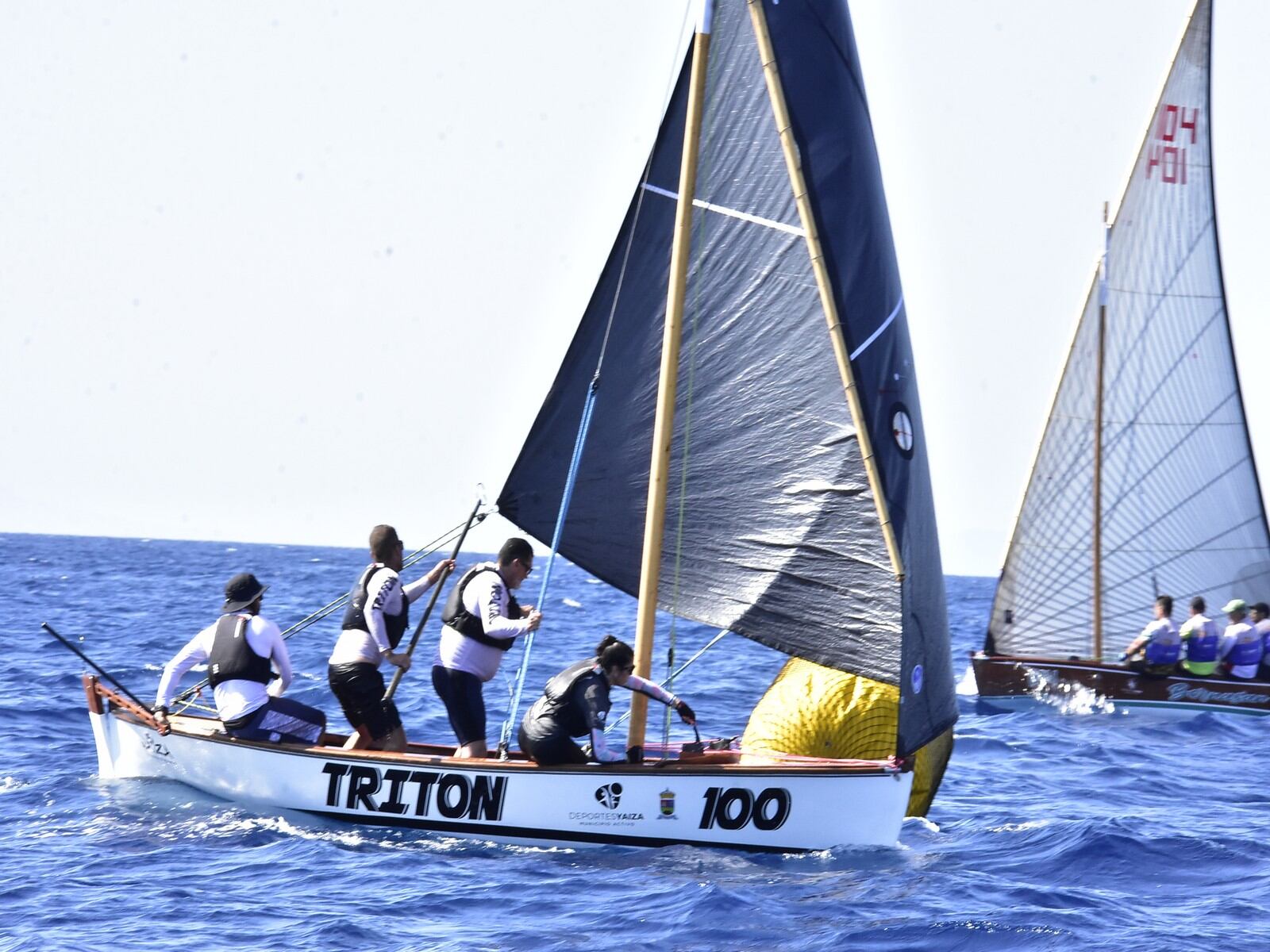 El Tritón de Kevin Cabrera en una de las regatas de la Liga de Vela Latina 'Lanzarote La Isla Diferente'.
