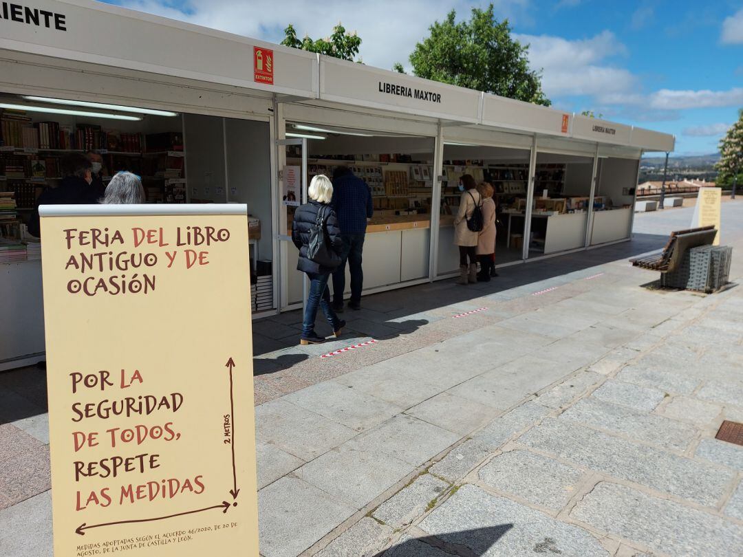 La Feria del Libro Antiguo y de Ocasión se celebra en el Paseo del Rastro