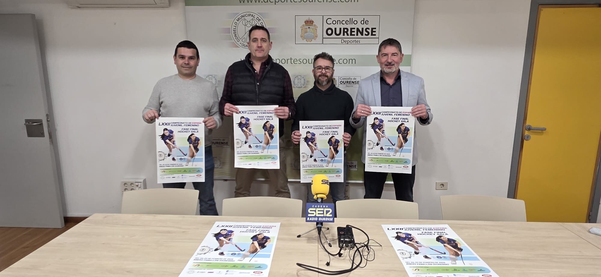 Acto de presentación de la Fase Final del Campeonato de España de Hockey Sala Juvenil femenino en el Pabellón de Os Remedios