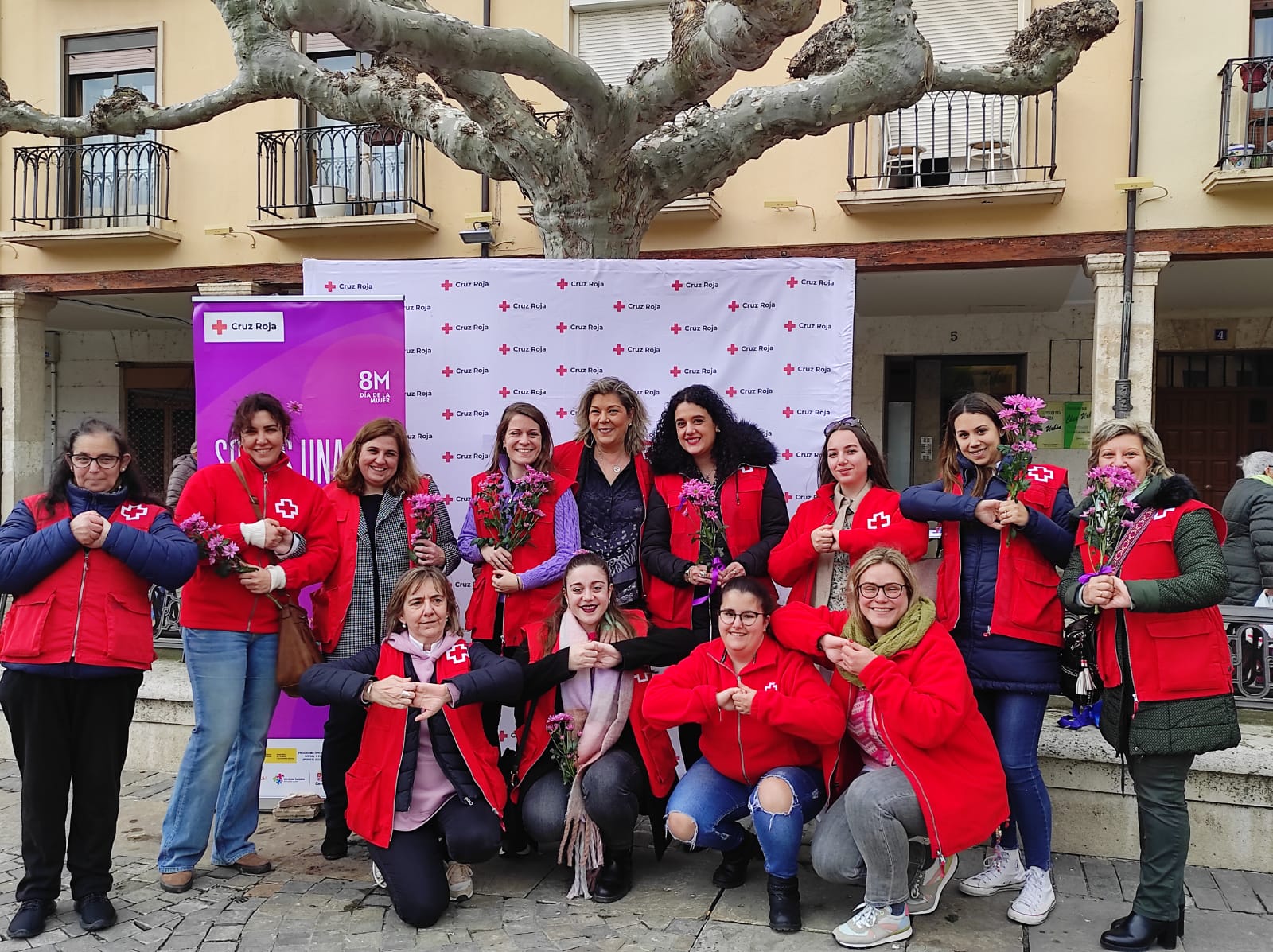 Cruz Roja en palencia celebra el 8M