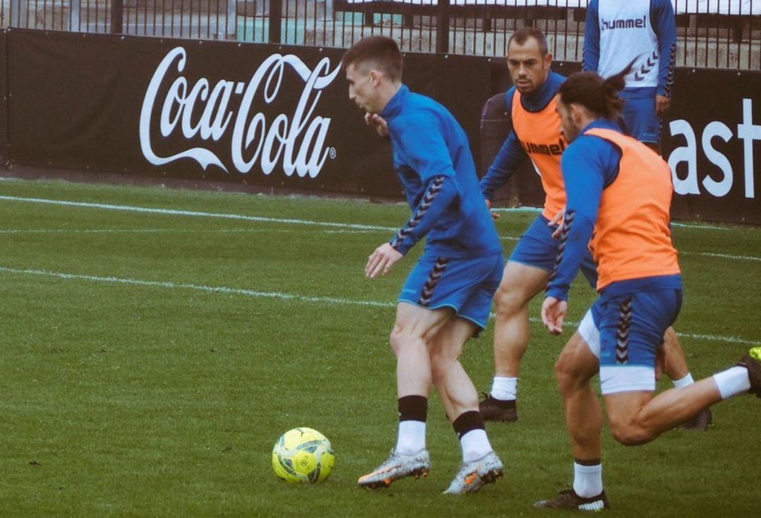 El CD Castellón, obligado a ganar en Girona si no quiere descolgarse en la pelea por la permanencia