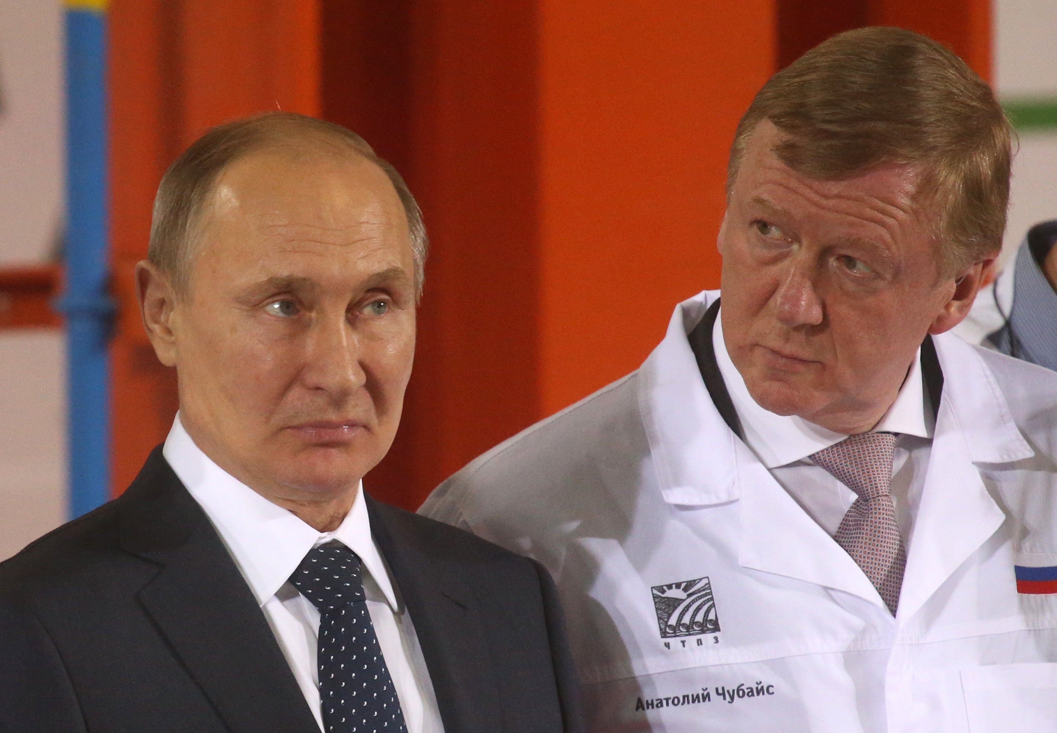 Vladimir Putin junto a Anatoli Chubais