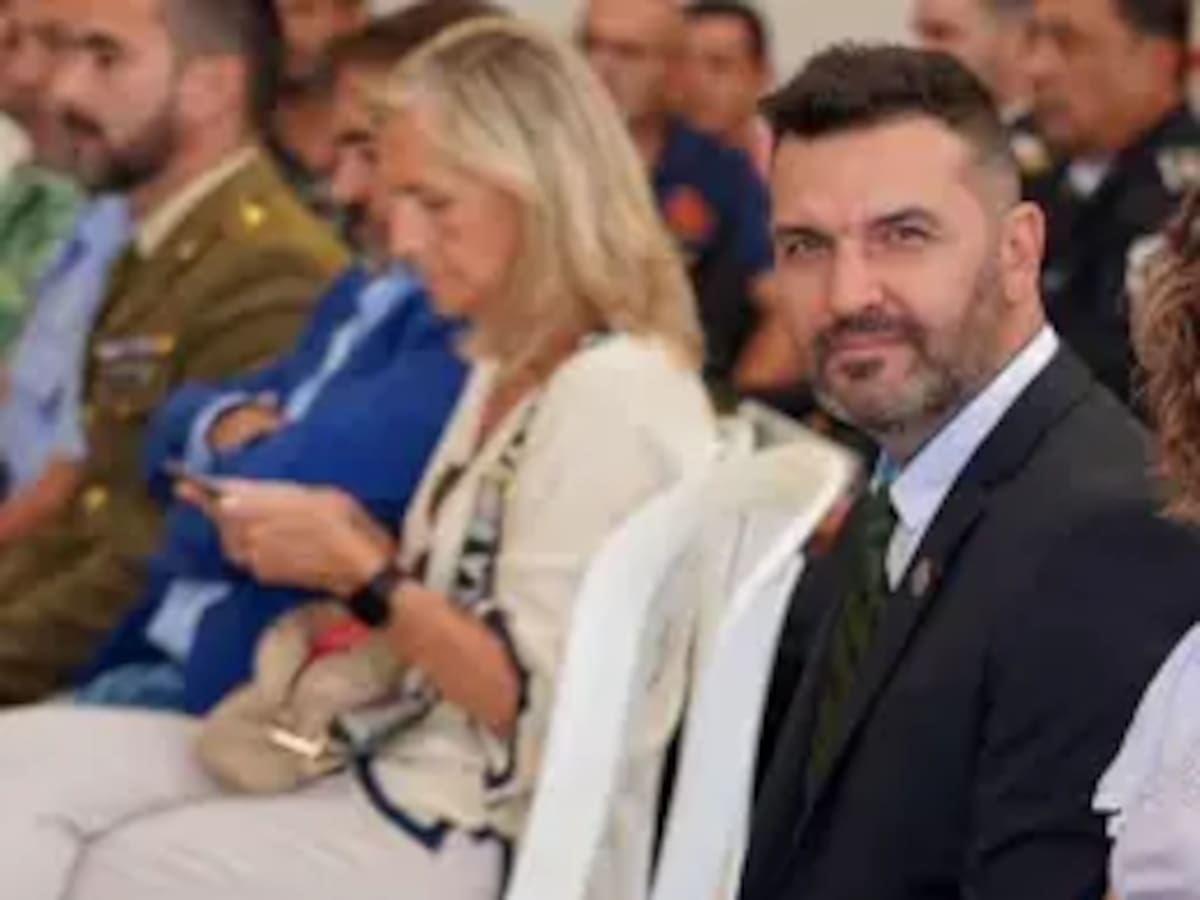 Nueva crisis en Vox: El concejal de Seguridad de Las Torres de Cotillas se desmarca del partido