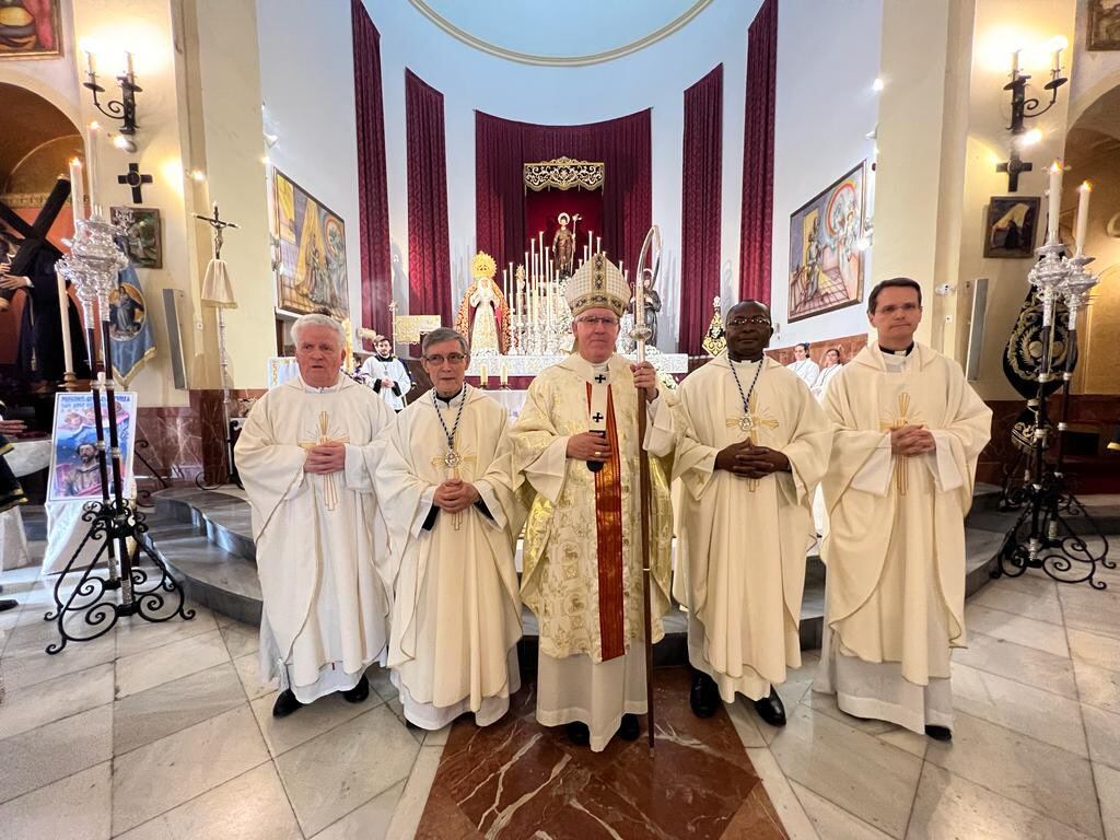 El arzobispo de Sevilla, monseñor Saiz Meneses, presidió este lunes la Función Principal de Instituto de la Hermandad de San José Obrero