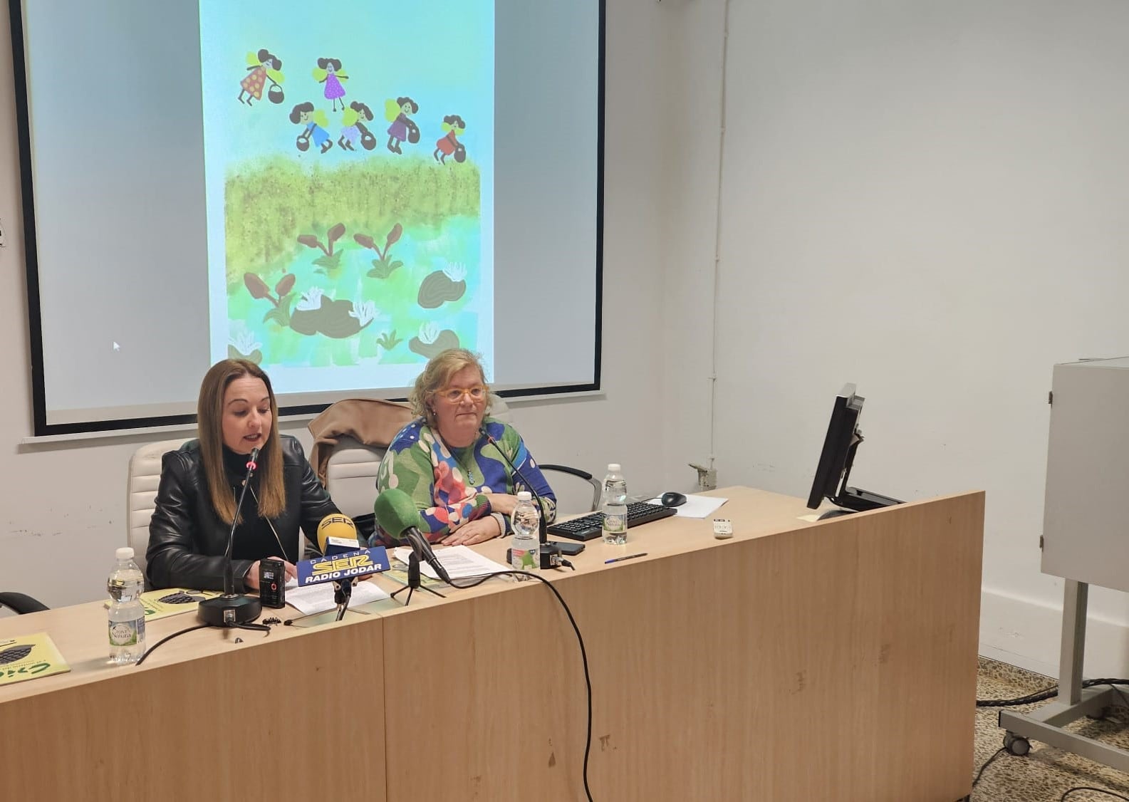 Momento de la presentación de Rosa María Hidalgo Vargas