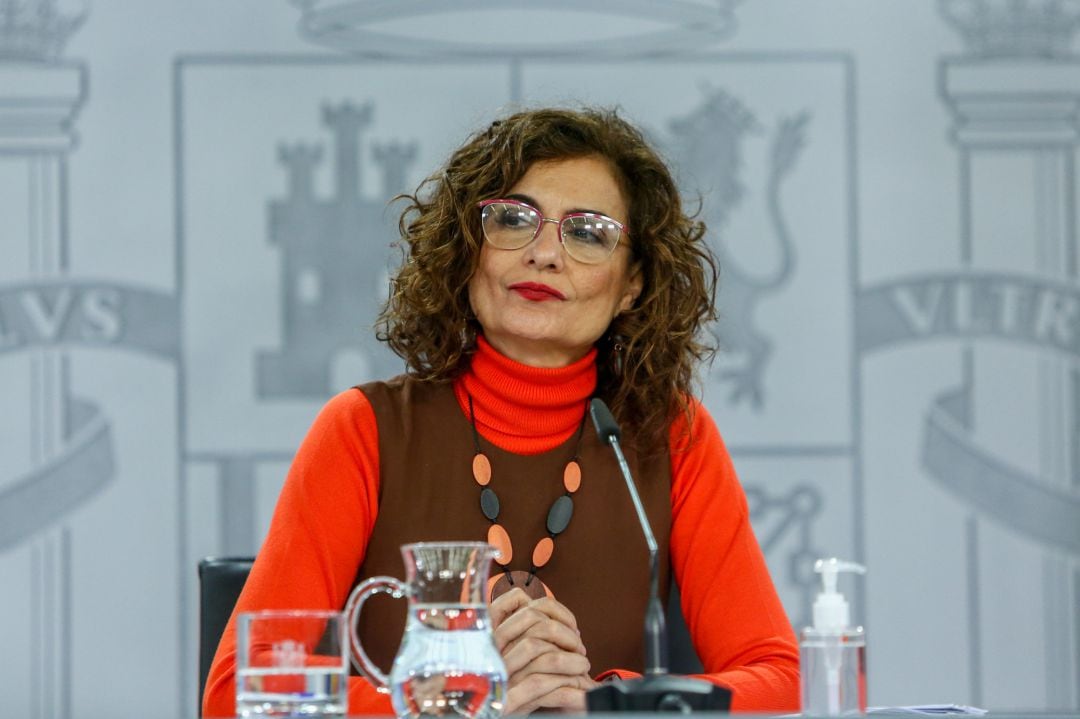 La ministra de Hacienda, María Jesús Montero durante una rueda de prensa convocada ante los medios posterior al Consejo de Ministros, en La Moncloa, Madrid. 