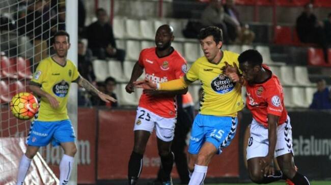 El Nástic visita Mendizorroza este domingo por la tarde.