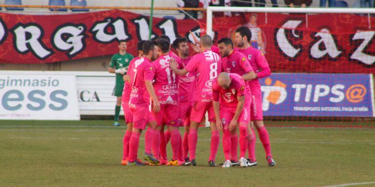 El Compos sacó un puto en su visita a León