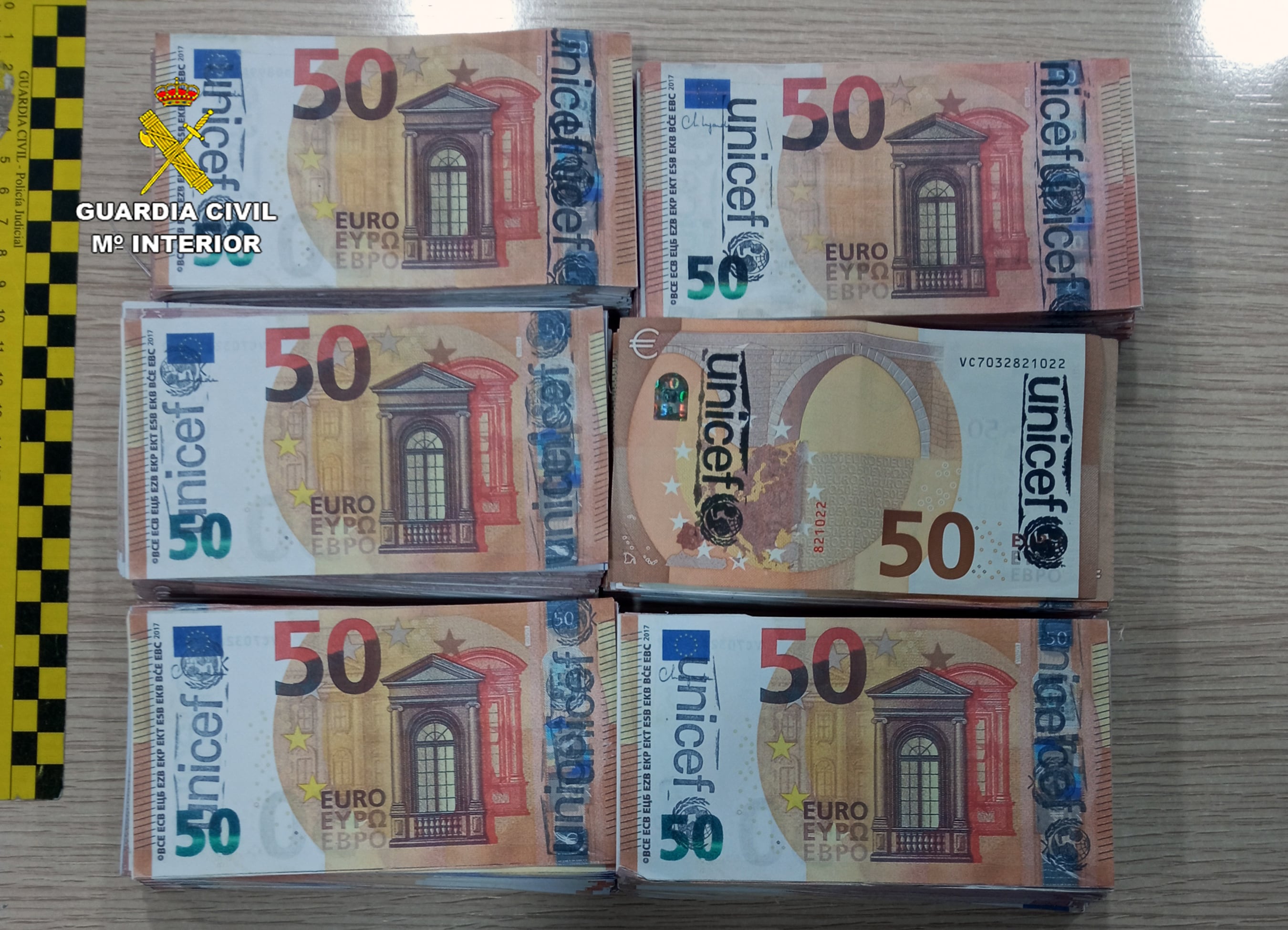 Guardia Civil destapa una estafa de 60.000 euros con el timo de los billetes tintados y detiene a un individuo