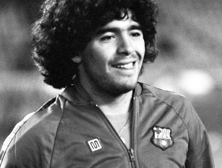 Maradona, en su etapa en el Barça, donde coincidió con Quini.