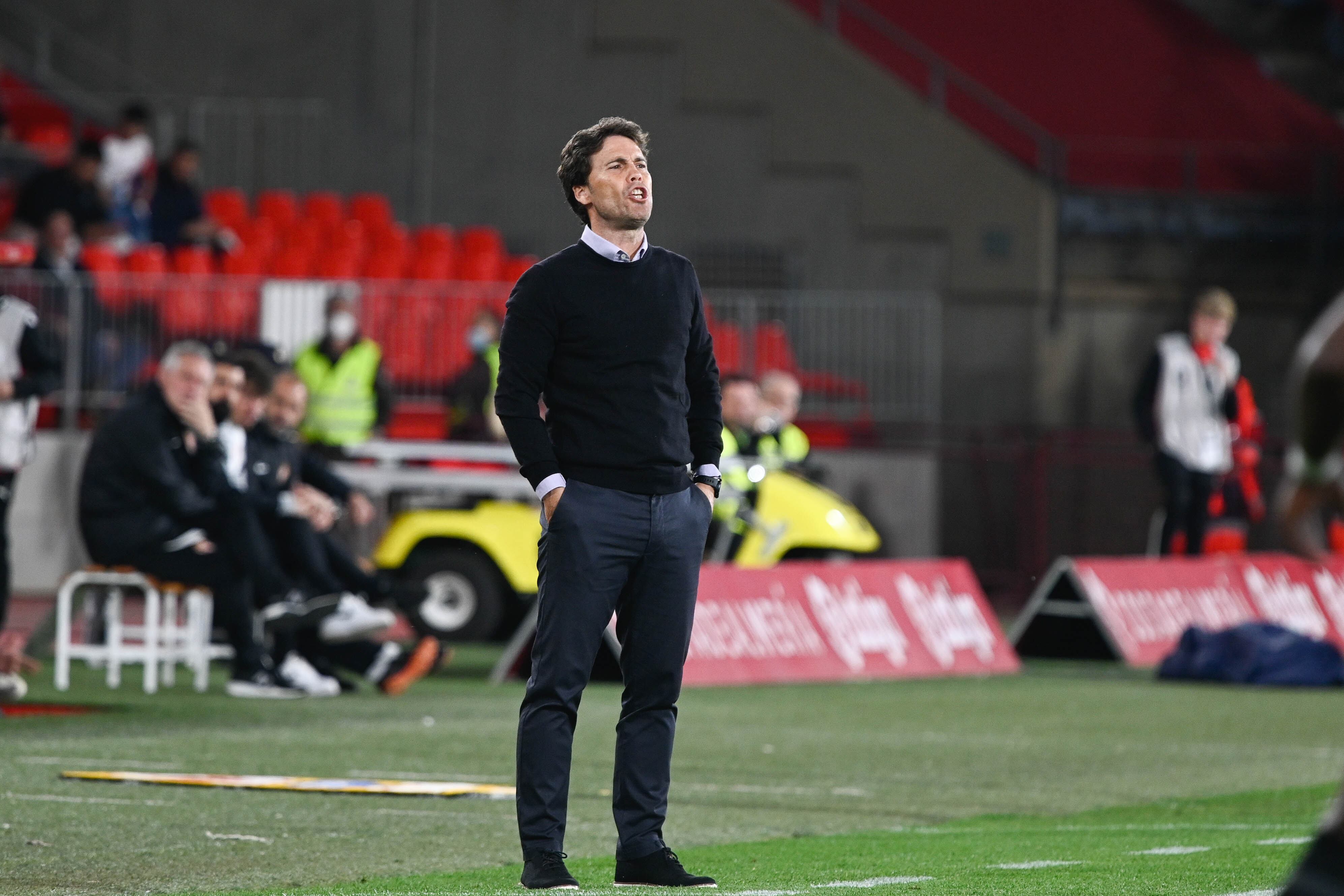 Rubi concentrado en la segunda mitad del encuentro con el Sporting.