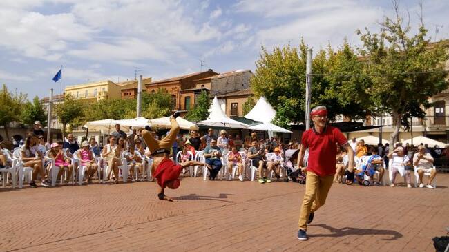 Animación y teatro de calle a cargo de la compañía UMAMI