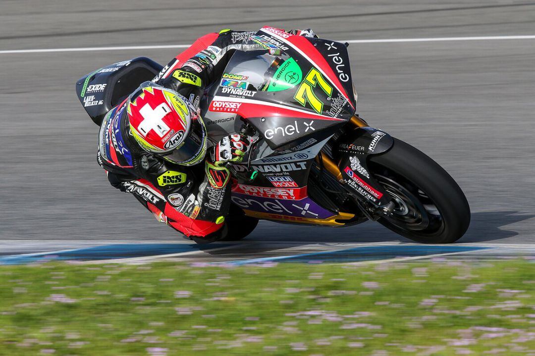 Dominique Aegerter este martes rodando en el Circuito