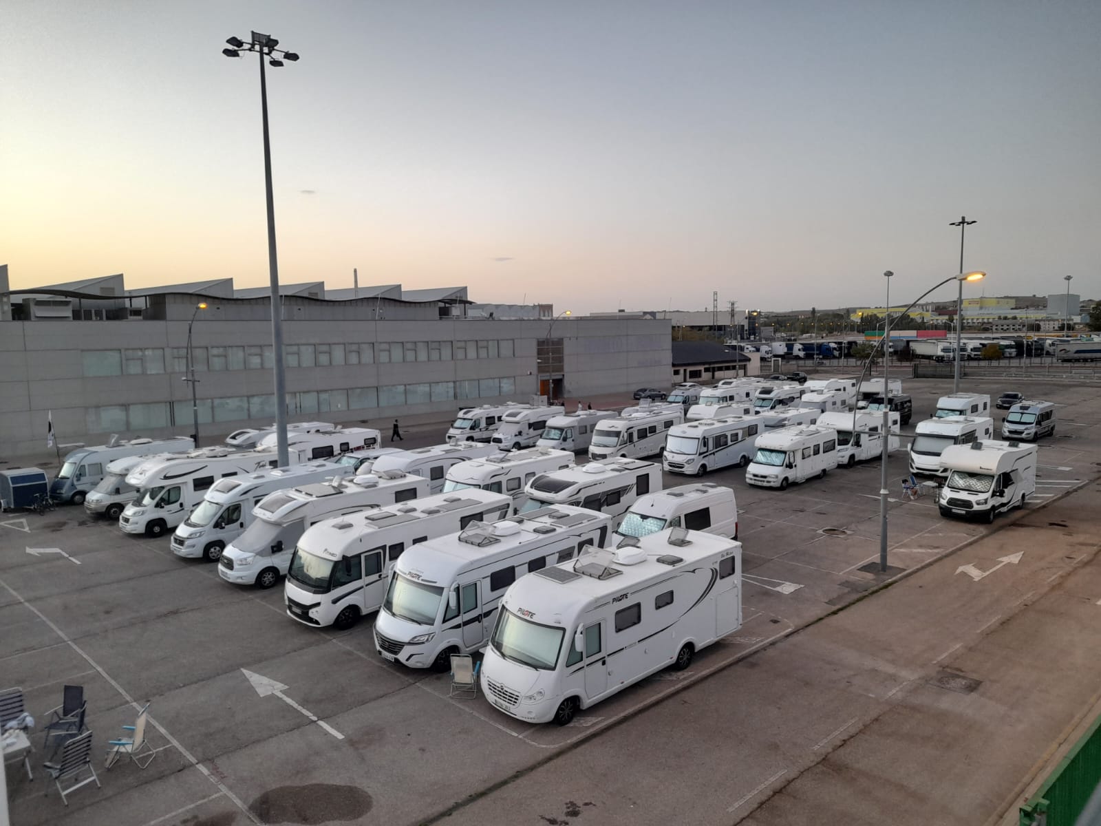 Imagen de archivo de autocaravanas en el recinto ferial de Aranda