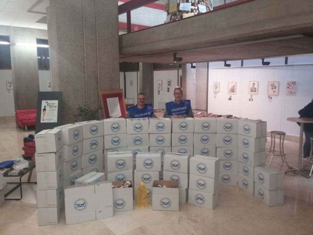 La Biblioteca Pública de Palencia ha donado al Banco de Alimentos de Palencia 941 kilos de material