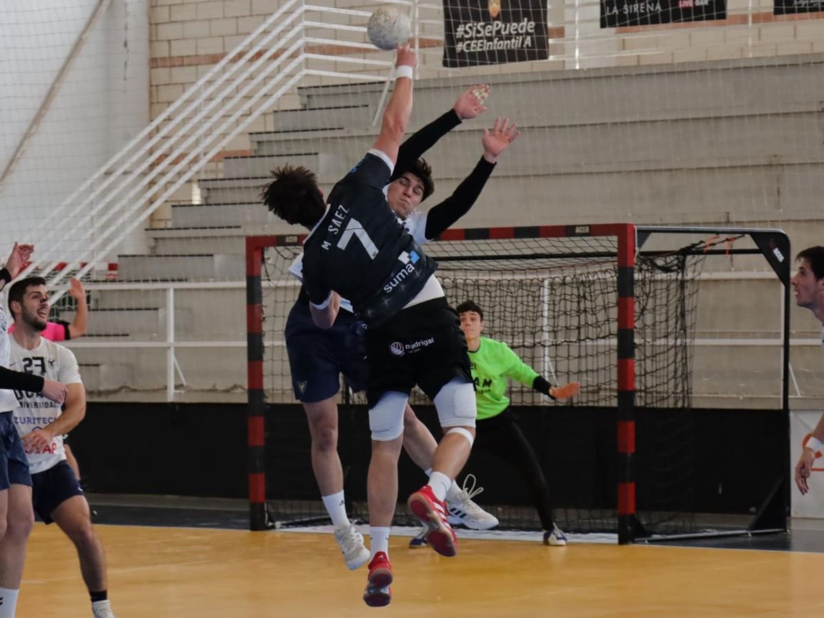 El Bm. Elda – C.E.E. recibe al Móstoles sin presión tras asegurar la fase de ascenso (D. 12.00 h)