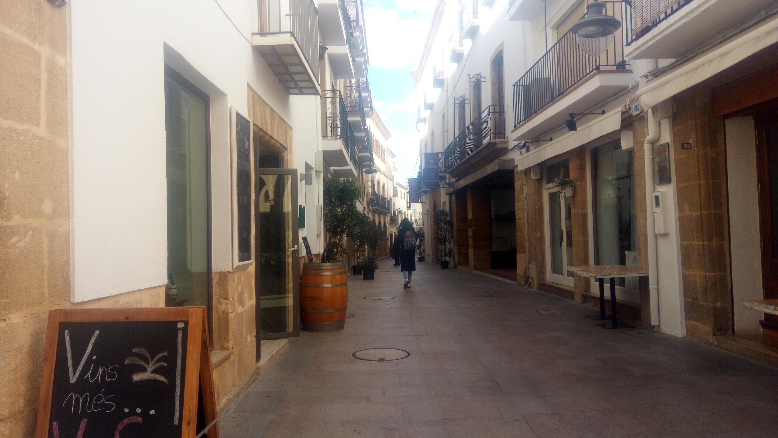 Imagen de archivo de calle del centro histórico de Xàbia.