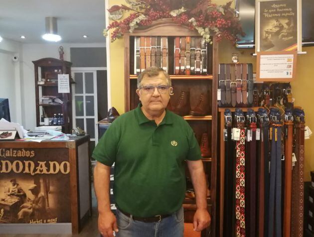 Manuel Maldonado, en su establecimiento.