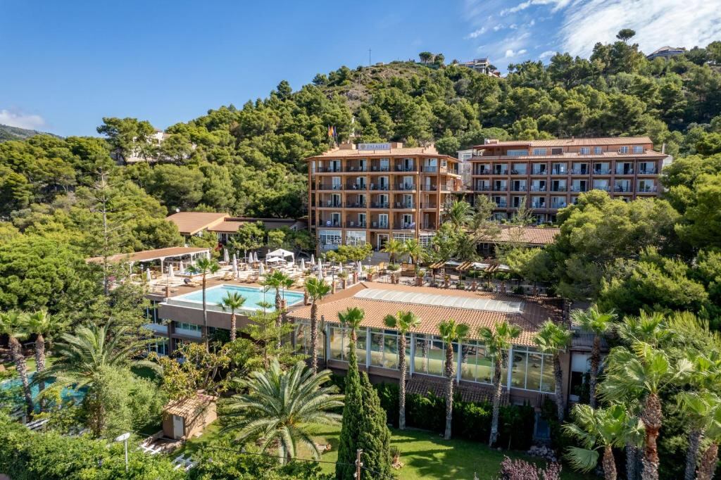 Imagen de los exteriores del Hotel Palasiet en Benicàssim