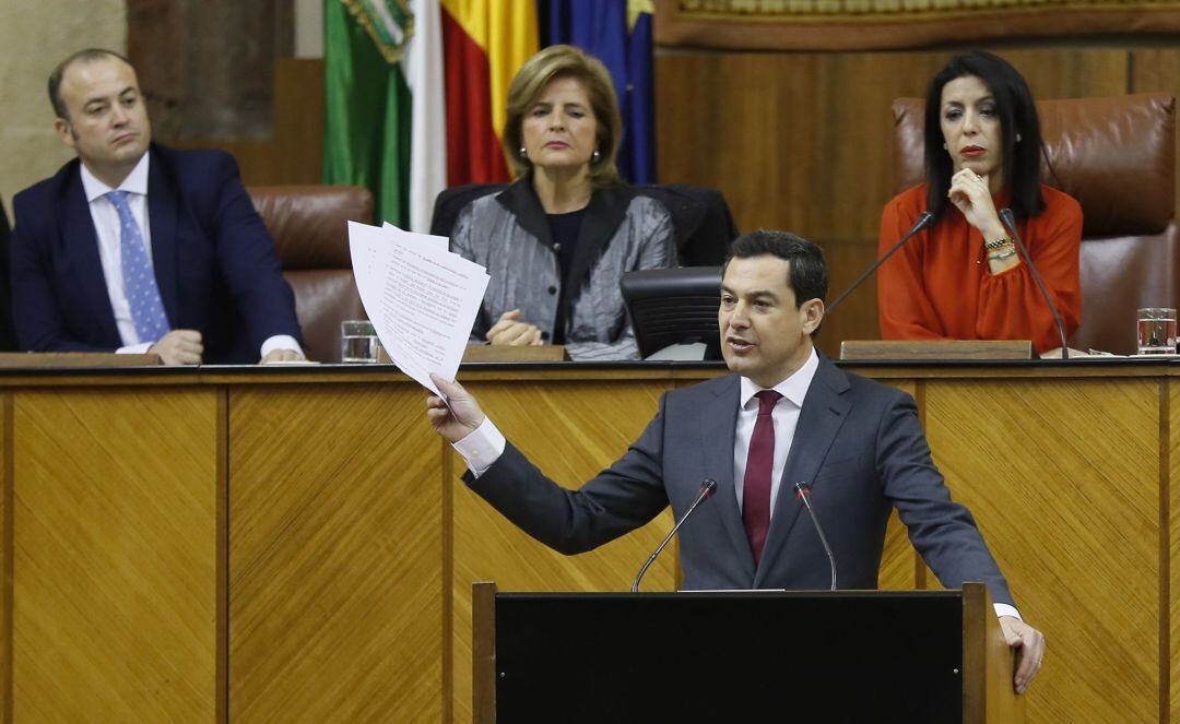 El candidato del PP a presidir la Junta de Andalucía, Juanma Moreno, ha defendido la legitimidad de Vox, ha reivindicado el pacto de investidura que han cerrado y ha pedido a esta formación que &quot;encapsule&quot; las diferencias para centrarse en los puntos de encuentro, dando así &quot;estabilidad&quot; al cambio y al Parlamento, durante su intervención hoy en la segunda sesión del debate de investidura en el Parlamento andaluz en Sevilla.