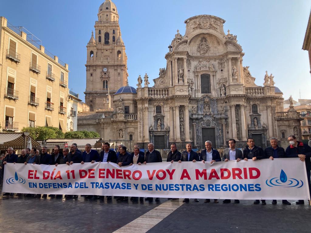 Los regantes convocan un paro agrario