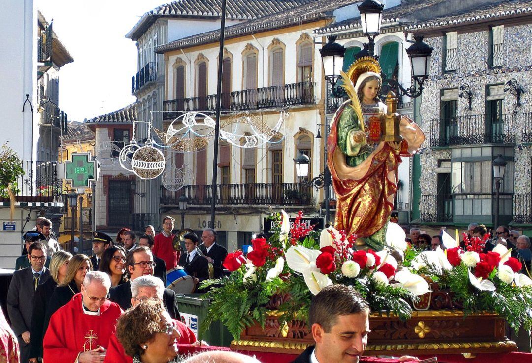 Procesión de Santa Bárbara en la Plaza Mayor de Baza