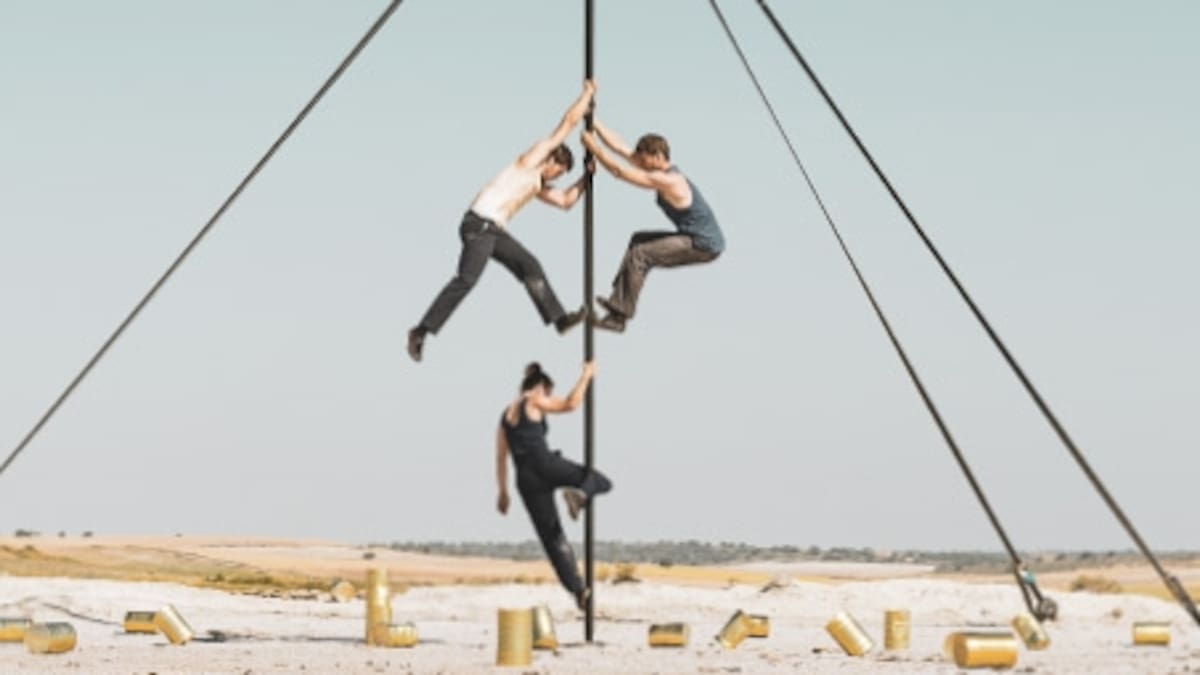 “Latas” de la compañía D’Click acerca el circo a Medina del Campo